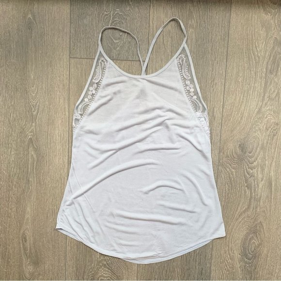 Aritzia Tops - Aritzia Wilfred Paisley Lace Trim Cami Tank Top Criss Cross Back Lilac Purple